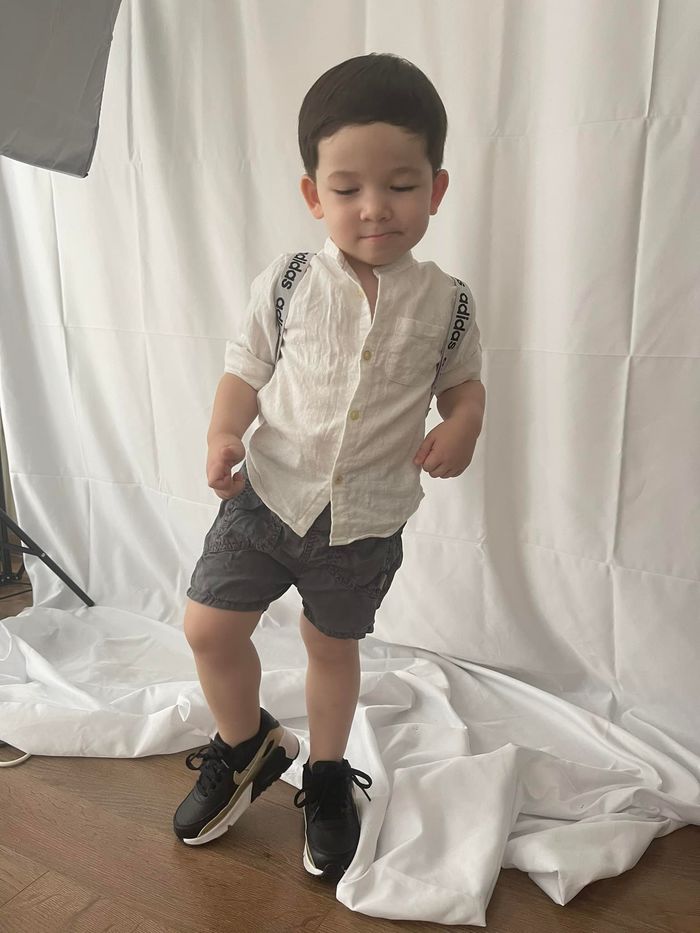Gái Việt lấy chồng Tây: Mỗi tuần chồng chăm con hộ nửa buổi để đi chơi