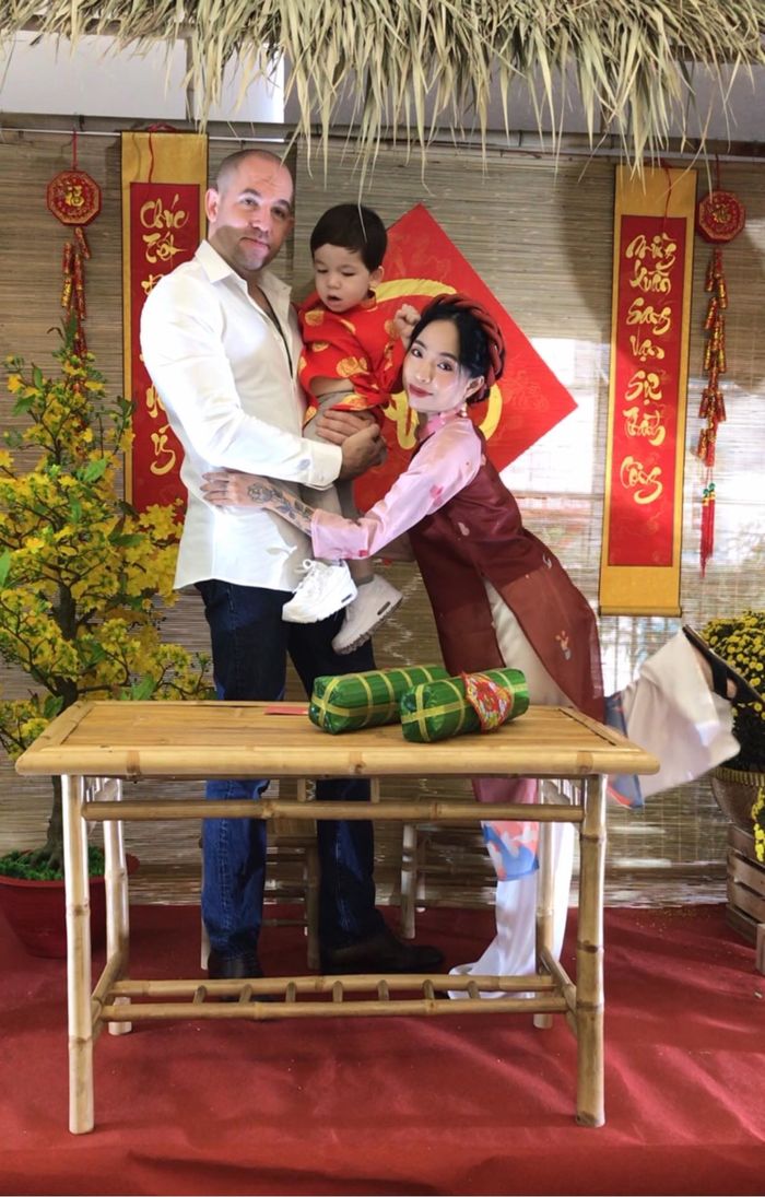 Gái Việt lấy chồng Tây: Mỗi tuần chồng chăm con hộ nửa buổi để đi chơi