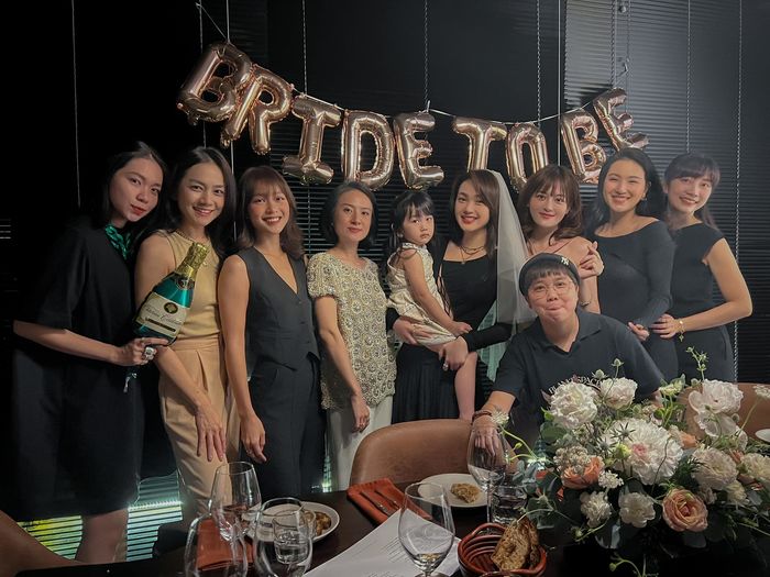 Hội bạn xịn nhất: giúp Minh Hằng tìm chồng còn làm giúp tiệc độc thân
