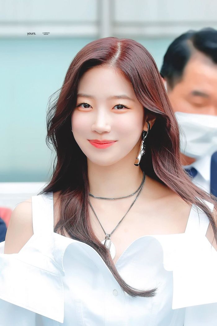 Idol ngoại quốc visual đỉnh nhất nhóm: Nhan sắc Tzuyu không phải bàn