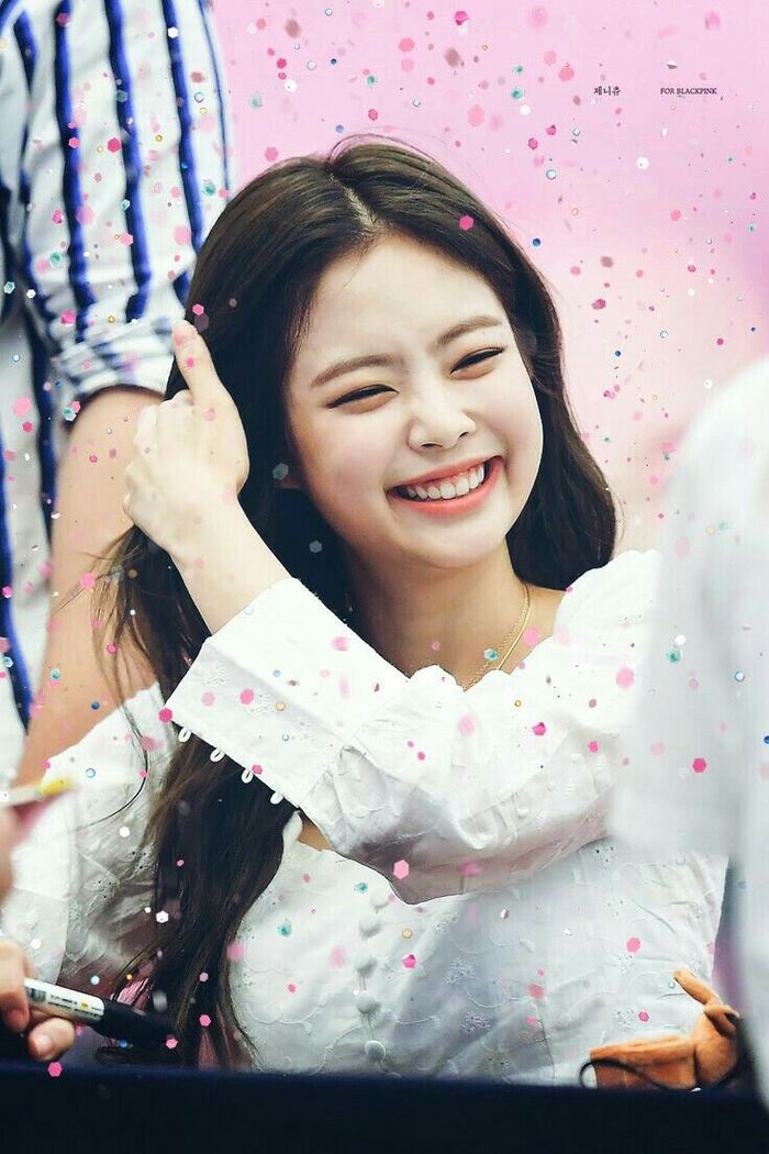 Jennie: BLACKPINK không phải là gái hư, kiệt sức sau khi lưu diễn