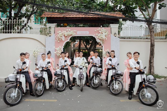 Mạc Văn Khoa về quê làm đám cưới ngỡ đi thi nam vương