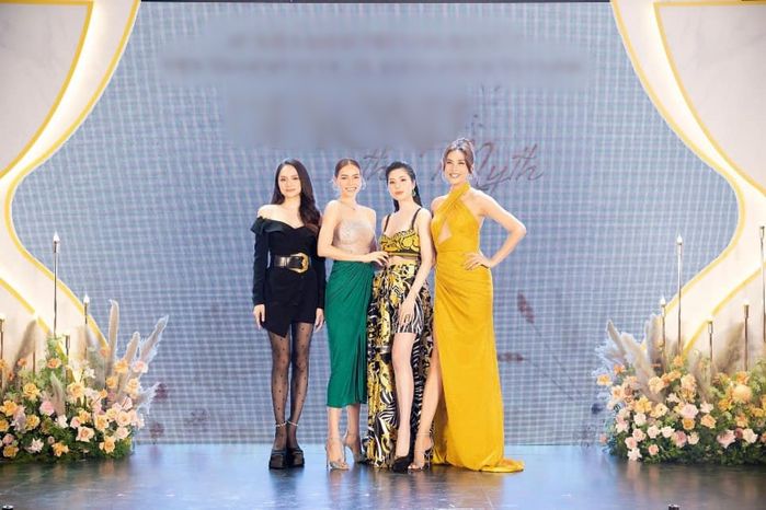 Mỹ nhân Việt bắt trend giày móng ngựa: ai còn dám chê Midu lỗi mốt