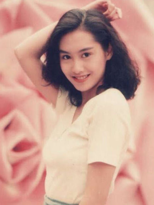 Mỹ nữ tạo dáng cute phô mai que: Tâm Như dịu dàng, Tịnh Y thanh tú