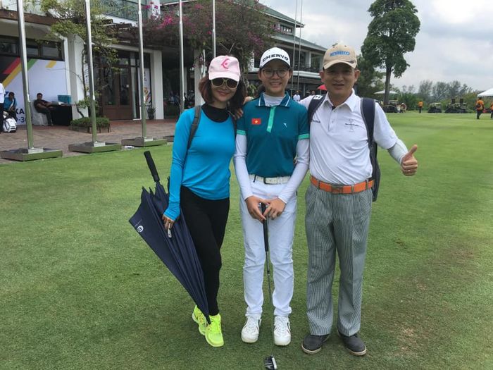 Ngọc nữ 10x của làng golf: 19 tuổi tham dự SEA Games 31