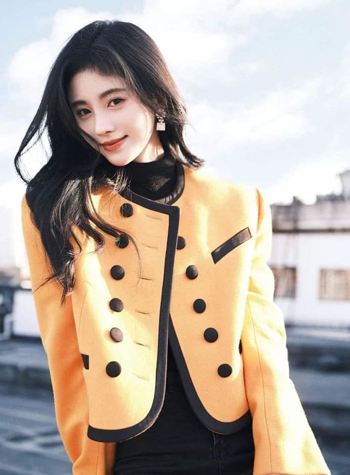 Sao Cbiz đua nhau leo hot search: Dương Mịch có hẳn đội ngũ riêng