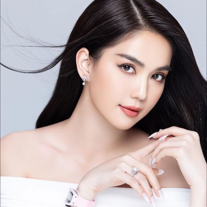 Sao Việt bị fan quay lưng: Rich kid mê Ngọc Trinh tuyên bố hối hận