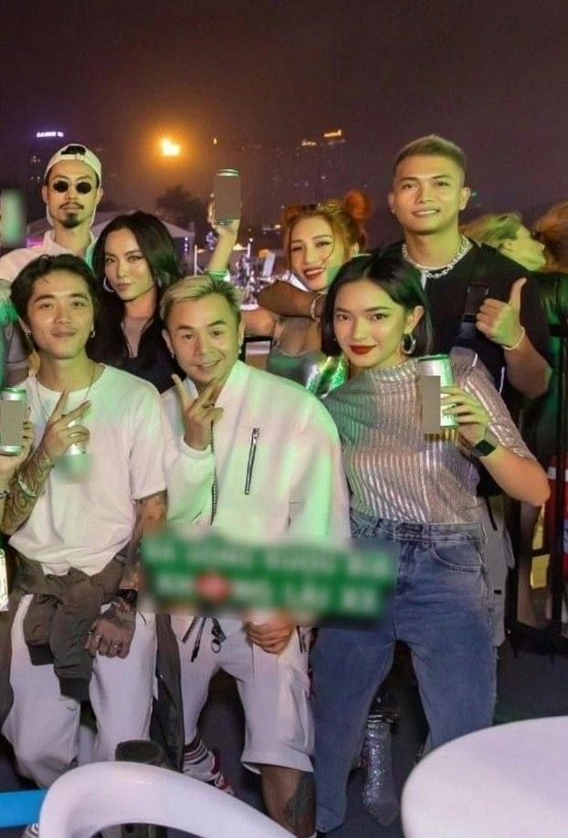 Sao Việt chọn ngày công khai: Châu Bùi - Binz đợi Việt Nam vô địch