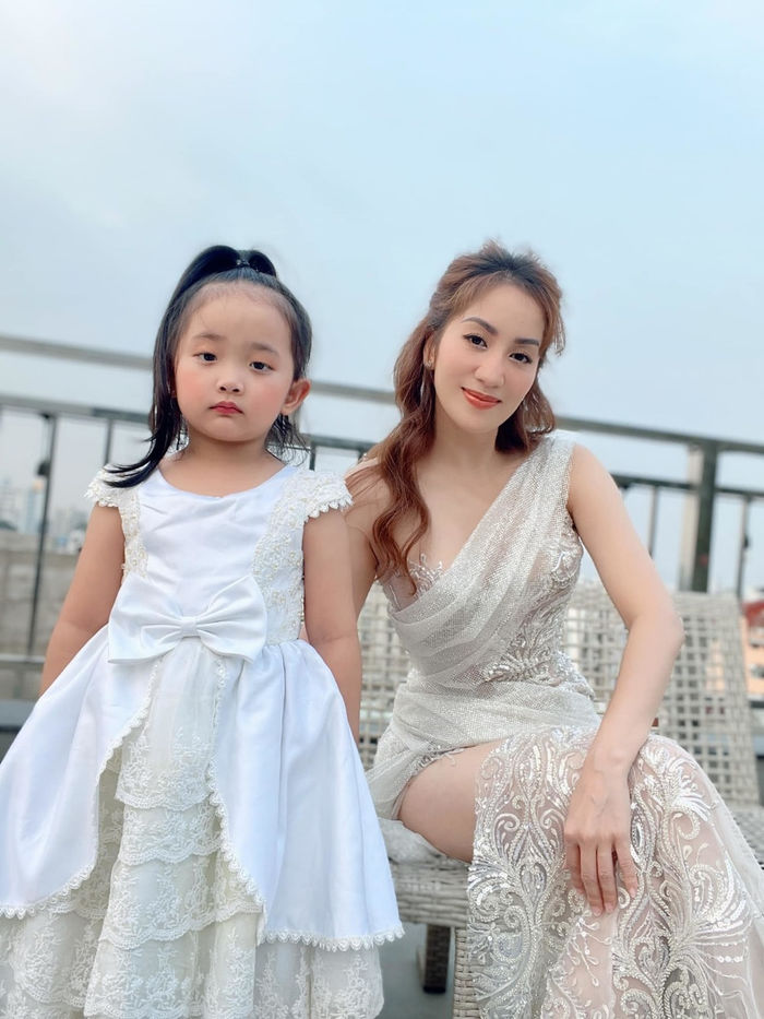 Sao Việt con lớn mới kết hôn: Khương Ngọc nối bước Mạc Văn Khoa