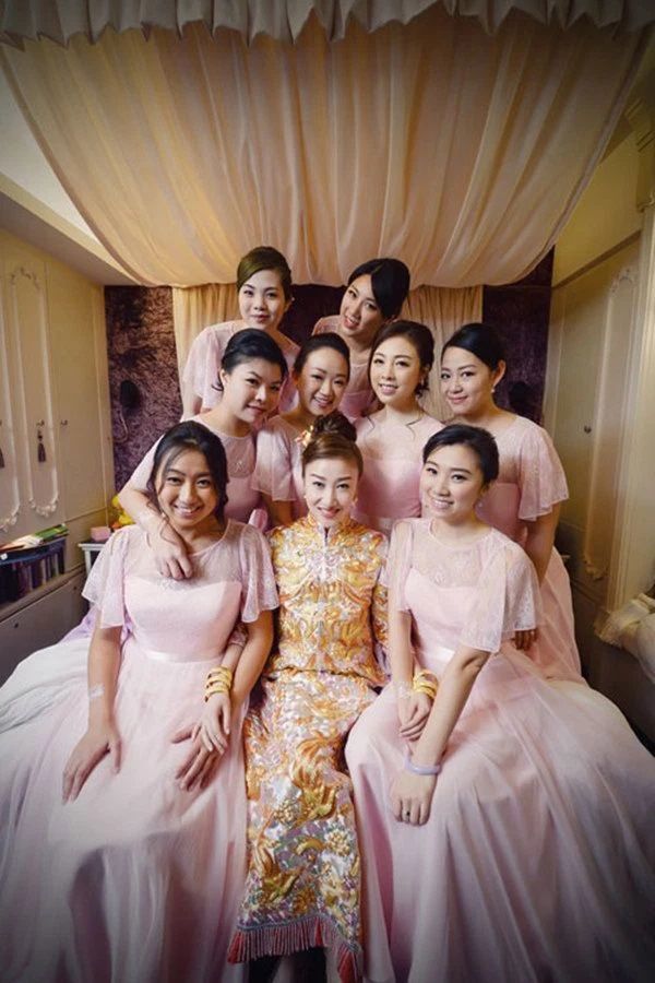 Siêu đám cưới chấn động xứ Hương Cảng: Mời 1000 khách, quà cưới 359 tỷ
