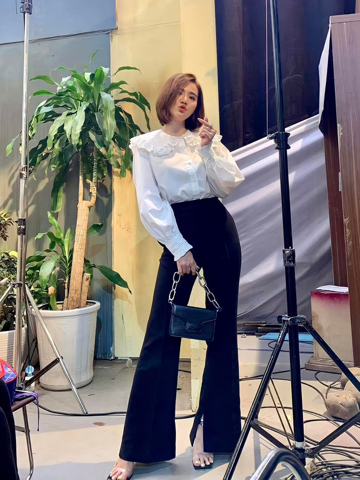 Style công sở của Lan Phương trong phim, đẹp chẳng kém Huyền Lizzie