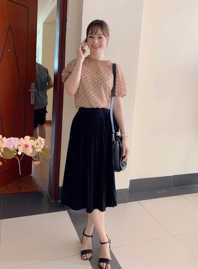 Style công sở của Lan Phương trong phim, đẹp chẳng kém Huyền Lizzie