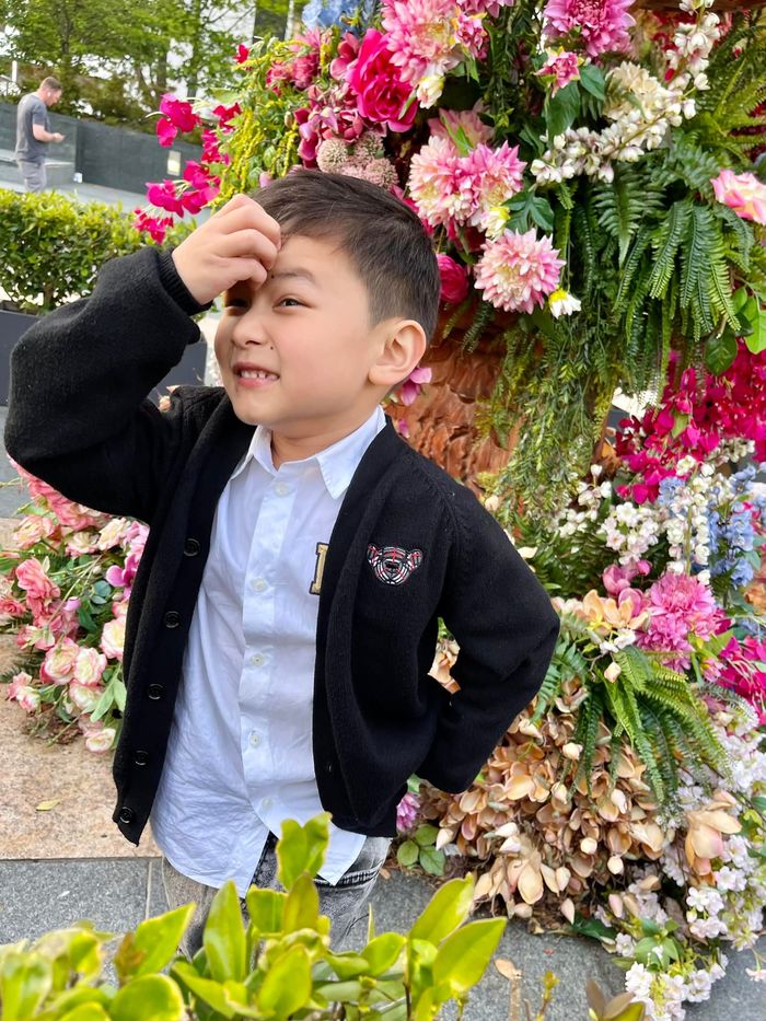 Đan Trường và vợ cũ vui vẻ hội ngộ vì con: ly hôn không phải chấm hết