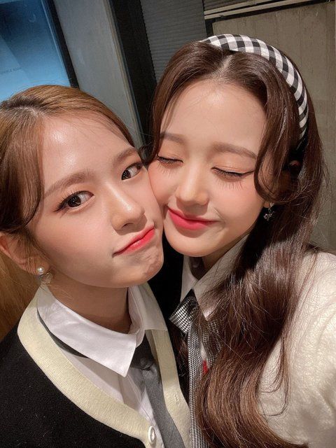 Visual nhóm nữ công ty quy mô nhỏ: Miyeon, Shuhua ((G)I-DLE) xinh xỉu