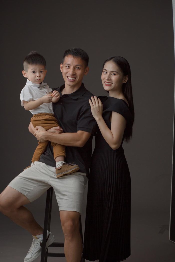 Hội cầu thủ cùng tên: Mạnh Dũng hóa người hùng, Tiến Dũng lấy vợ Tây