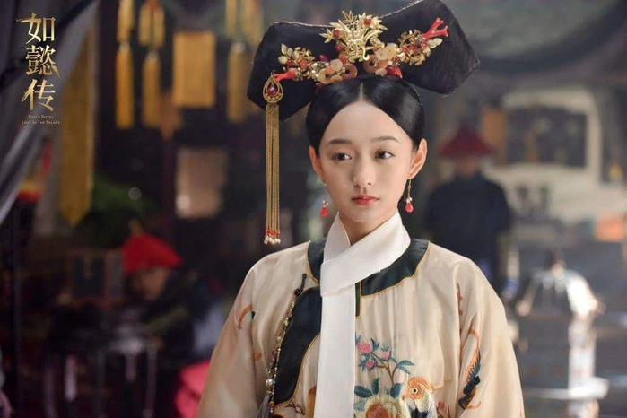 Những màn đu idol kinh điển của sao Cbiz: Khóc vì lỡ làm đau idol