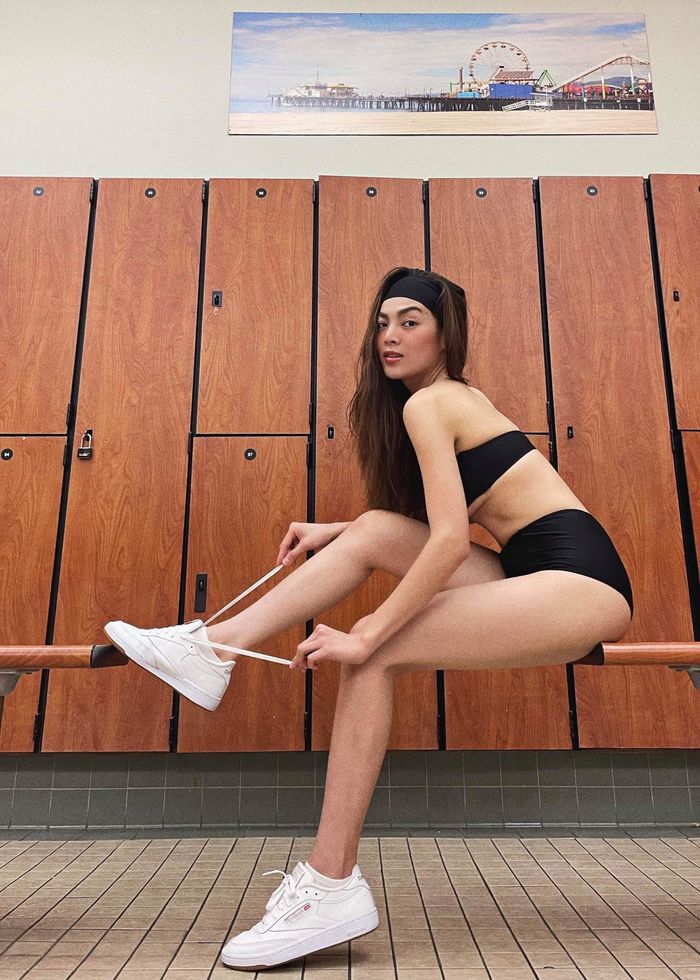 Mỹ nhân Việt đẹp hút mắt ở phòng gym: Khả Ngân mặt mộc vẫn xinh