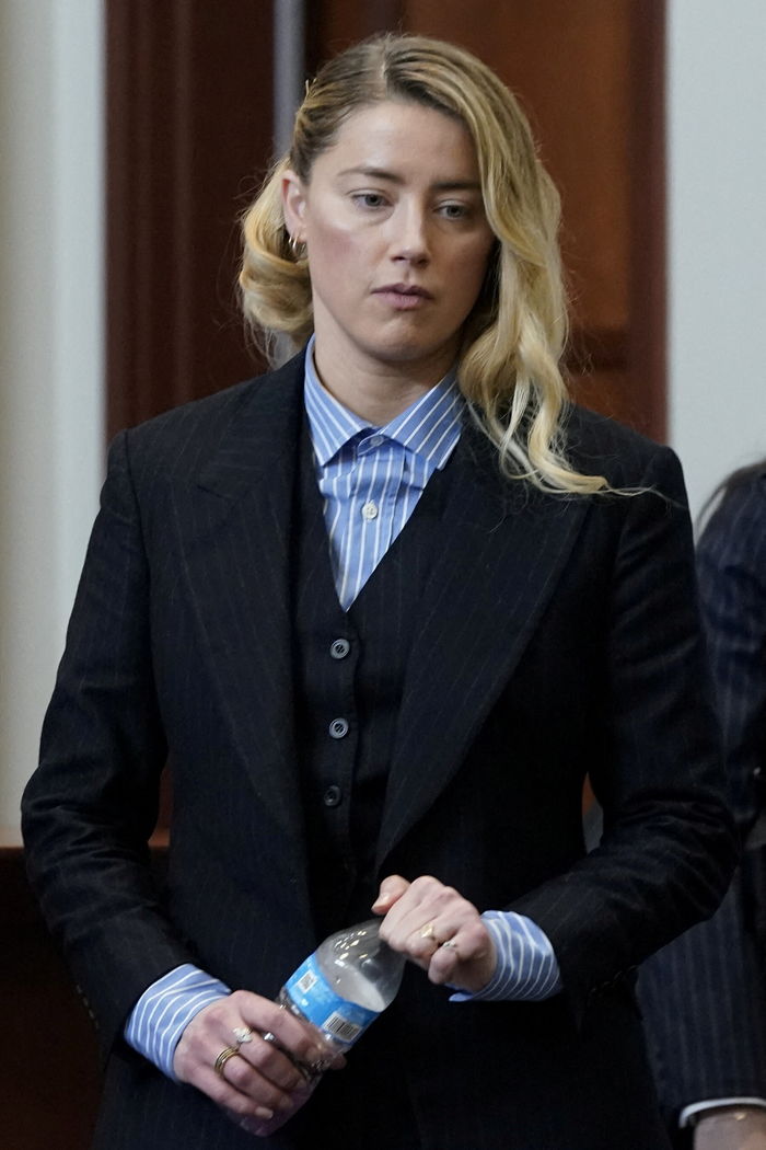 Amber Heard tiêu 158 tỷ đồng hậu ly hôn: Du lịch, ăn uống chanh sả
