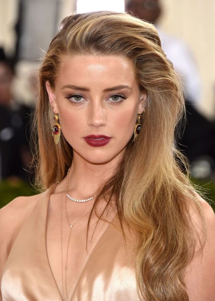 Amber Heard tiêu 158 tỷ đồng hậu ly hôn: Du lịch, ăn uống chanh sả