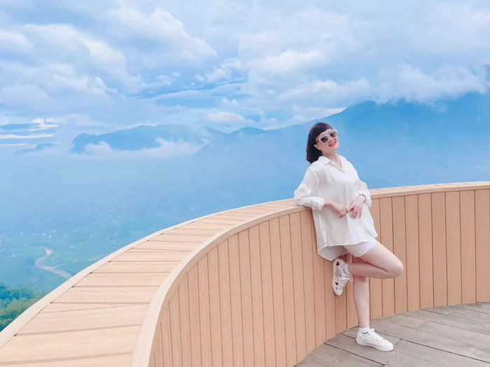 Ảnh hot sao Việt 25/6: Hoa hậu Thu Hoài để lộ BST giày hiệu khủng