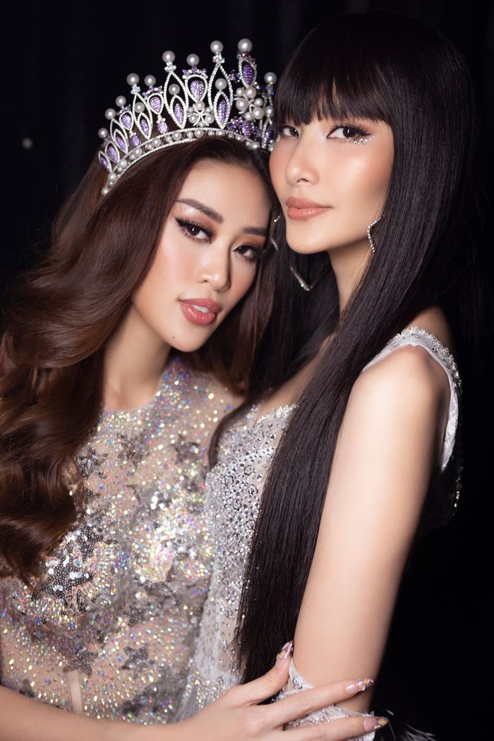 Ảnh hot sao Việt 26/6: Hương Giang hội ngộ thần tiên tỷ tỷ Thái Lan