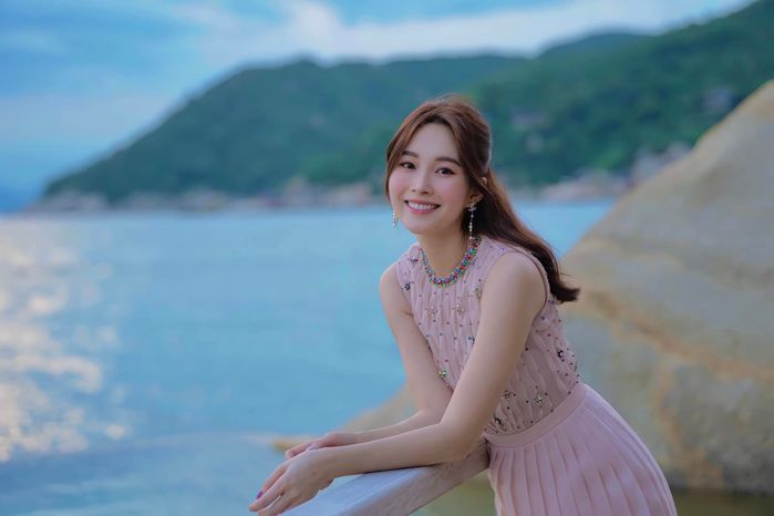 Ảnh hot sao Việt 27/6: Top 3 HHHV VN rực rỡ trong tiệc mừng đăng quang