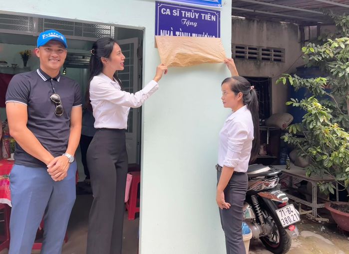 Ảnh hot sao Việt 28/6: Thủy Tiên - Công Vinh xây nhà tình thương
