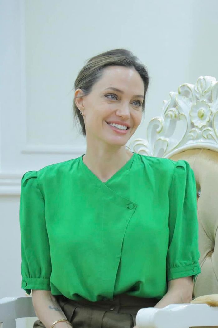 Báu vật nhan sắc Angelina Jolie U50: Visual đỉnh chóp, mê đóng phim