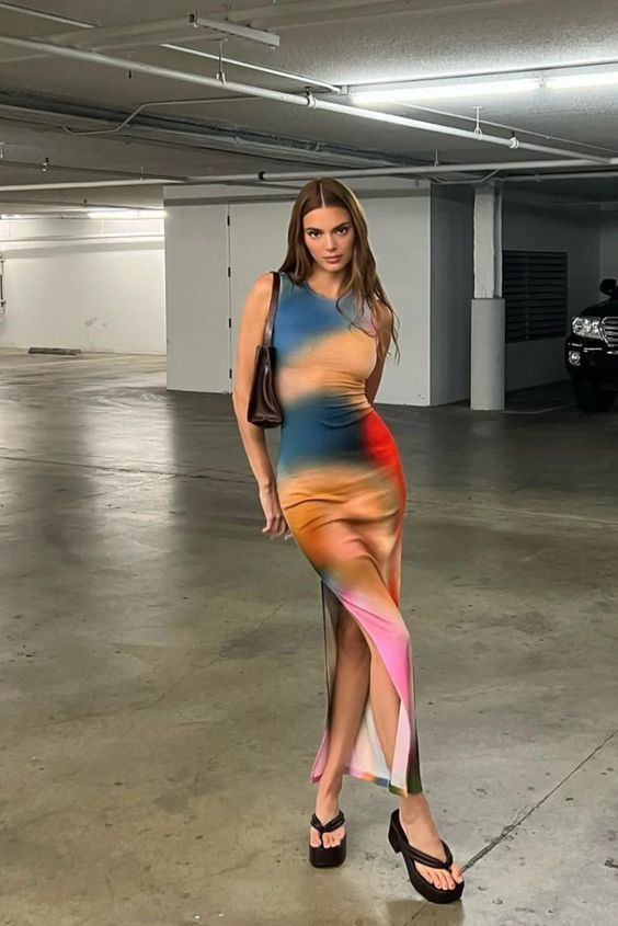 Cách Kendall Jenner khoe body triệu đô: Mặc bodycon cực nuột