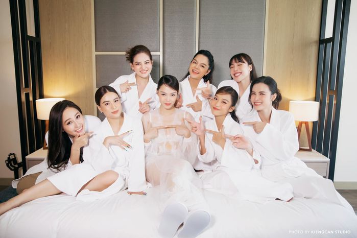 Chú rể Minh Hằng lộ diện trong đám cưới: hơn vợ 10 tuổi vẫn xứng đôi