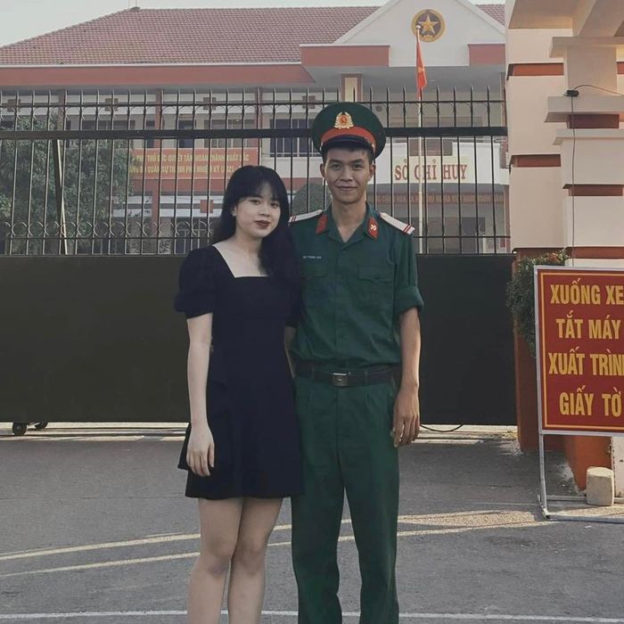 Cô gái 2 năm đợi người yêu đi nghĩa vụ và cái kết đầy ngọt ngào
