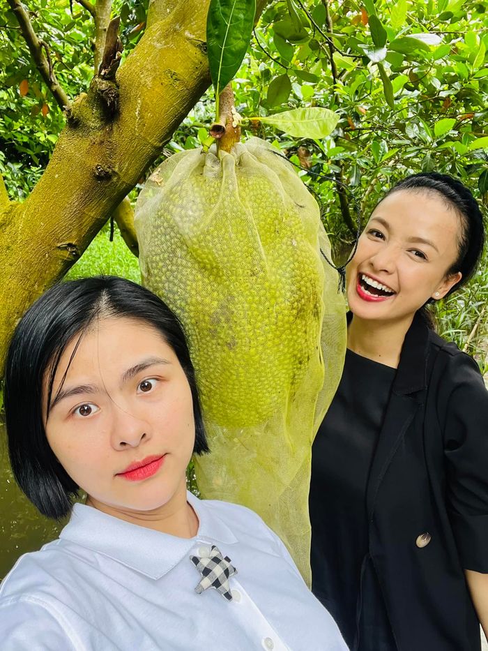 Cô Mẩy Bão Ngầm kết hôn lần 2, con gái mới sinh cực đáng yêu