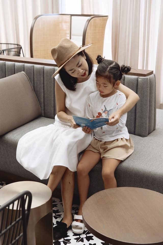 Con gái Mai Phương sau 2 năm vắng mẹ: Học giỏi, làm mẫu ảnh nhí