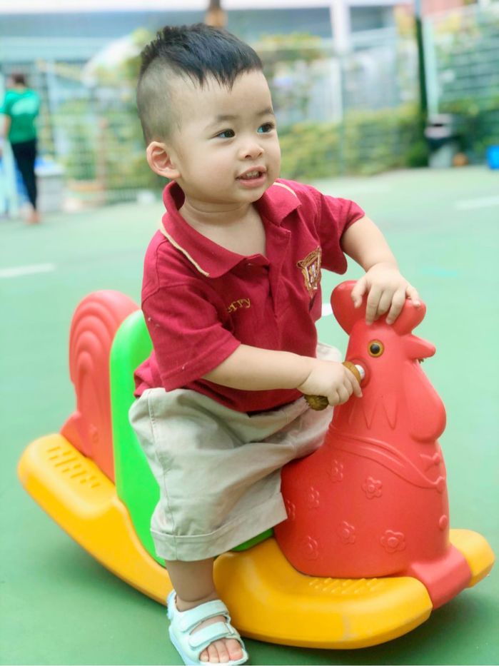 Cặp rich kid nhà Dương Khắc Linh: tí tuổi đã kiếm được tiền