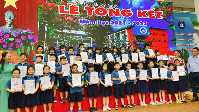 Con trai NTK Đỗ Mạnh Cường: học giỏi, biết nhào lộn trên sàn catwalk