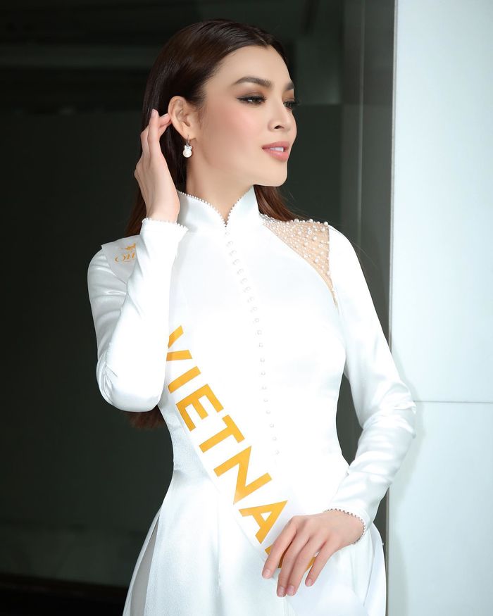 Trân Đài không đơn độc: đàn anh mua sóng Hoa hậu Chuyển giới ủng hộ