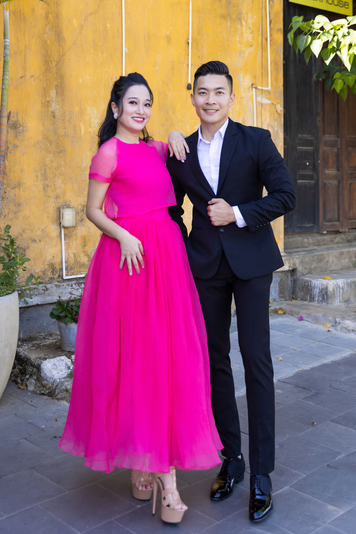 Dàn mỹ nhân Việt diện sắc hồng khoe visual đỉnh cao giữa phố cổ Hội An