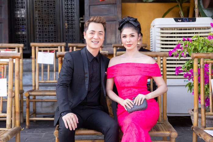 Dàn mỹ nhân Việt diện sắc hồng khoe visual đỉnh cao giữa phố cổ Hội An