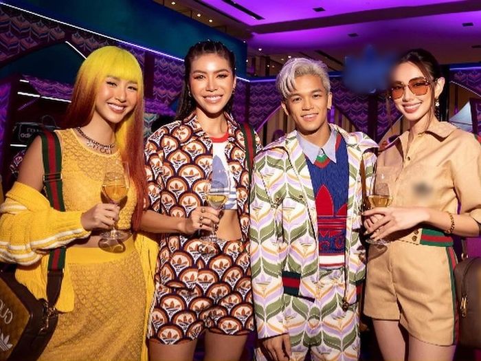 Dàn sao Việt dự show thời trang: Quỳnh Anh Shyn quả đầu quá ấn tượng