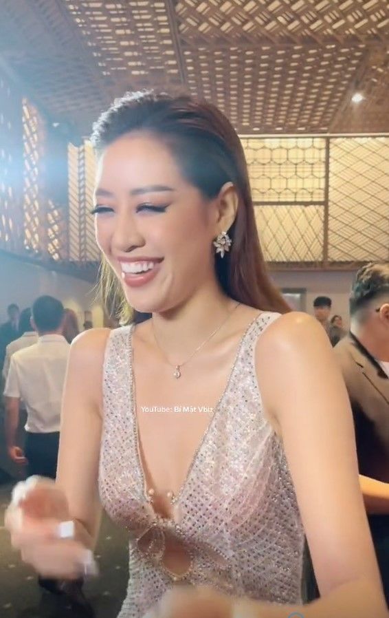 Khánh Vân hôm trước khóc trôi son, hôm sau đòi debut làm diễn viên hài