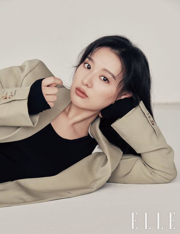 Kim Ji Won: Từ nữ phụ The Heirs toả sáng ở vai chính, nay khó nhận ra