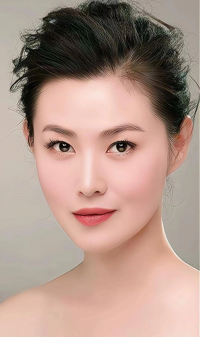 Kim Liên đẹp nhất màn ảnh: Bị nghi là bé ba, U50 vẫn không có con