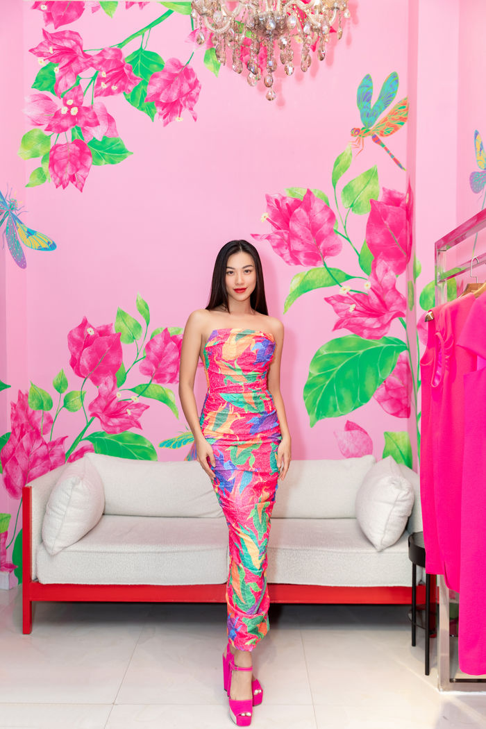 Show thời trang hiếm hoi quy tụ 3 thế hệ mỹ nhân Việt làm vedette