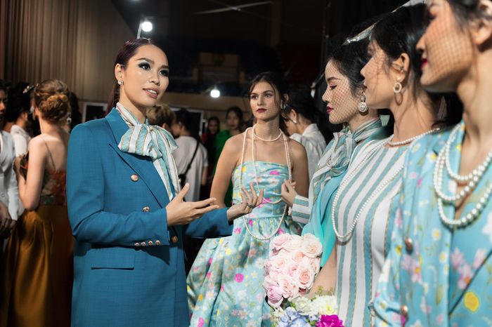 Lý do siêu mẫu Hà Anh được gọi là nữ hoàng thời gian của Vbiz