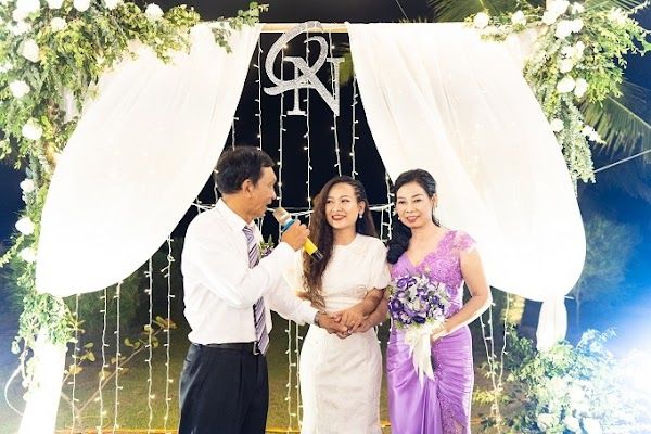 Mẹ đơn thân U60 được chính con gái ruột kén chồng: Kết quả viên mãn