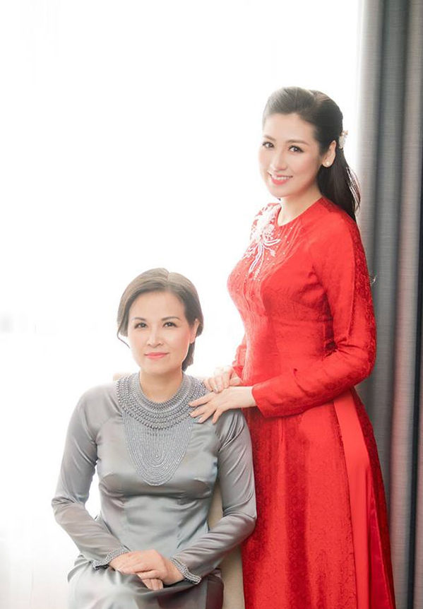 Mẹ ruột trong ngày cưới mỹ nhân Việt: Ai cũng đẹp quý phái