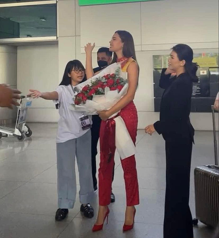 Catriona Gray Miss Universe đã đến Việt Nam