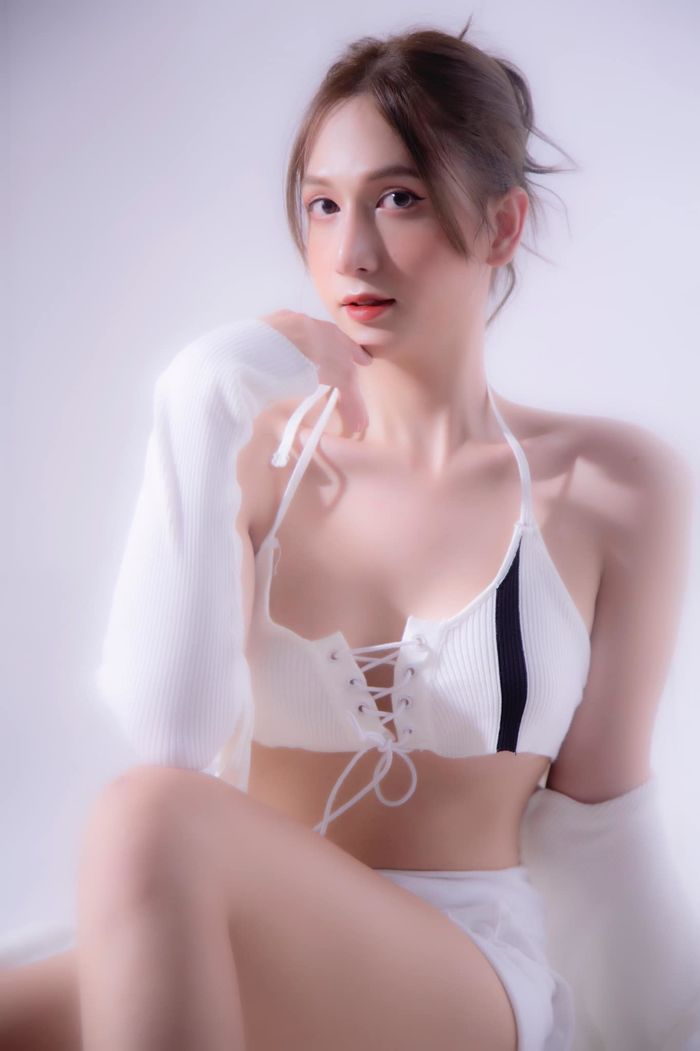 Mỹ nhân chuyển giới là nữ chính show hẹn hò đăng ký thi The Face