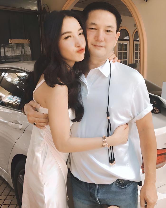 Mỹ nhân Thái Lan có cuộc đời như phim: Mẹ là bà nội, anh trai là bố