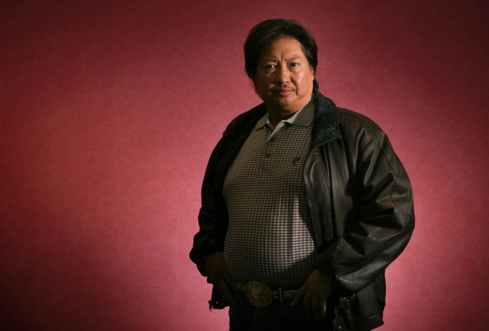 Ngôi sao võ thuật Hồng Kim Bảo: Mê đến độ 70 tuổi chống gậy làm phim